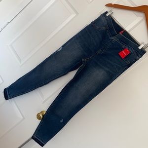 brand new never worn spanx jeans.